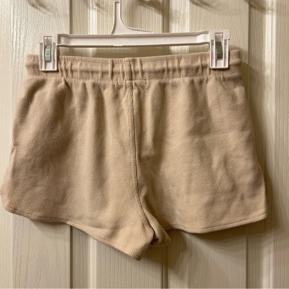 Forever 21 Beige Lounge Shorts - Picture 2 of 3